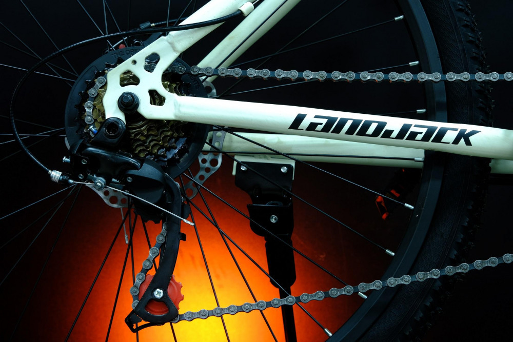 LAND JACK 26 Белый/Чёрный