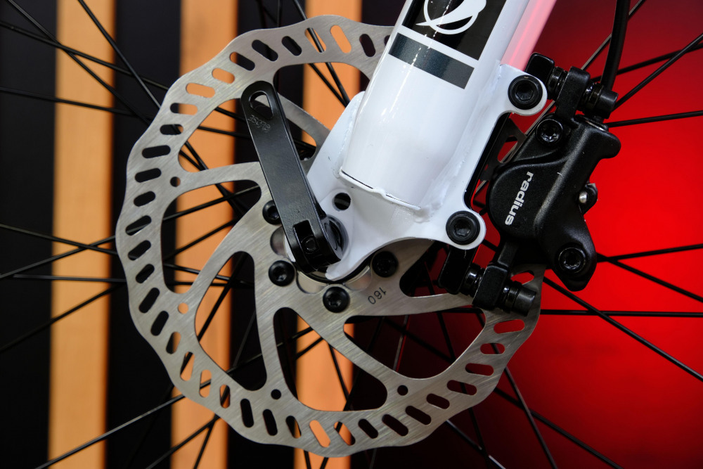 LORAK Safe 27,5 HD Белый/Серый рама 19 (на рост 171-182)